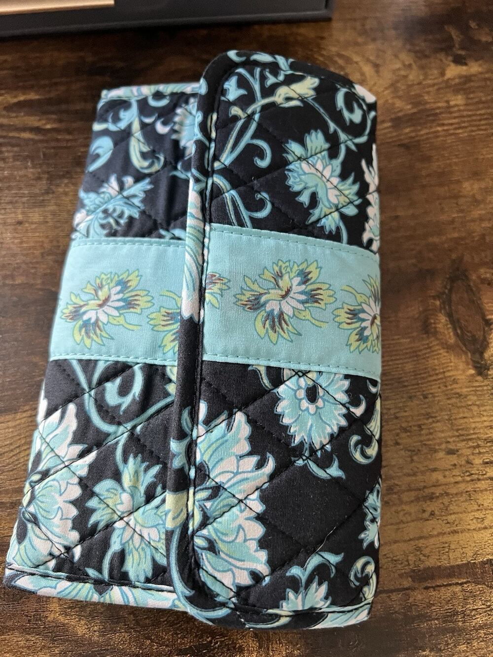 Lemon Hill Trifold Cloth Wallet W/ Zipper Pouch 6 Card Slots